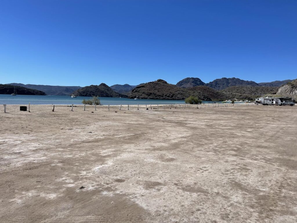 Big rig spaces at Playa Santispac