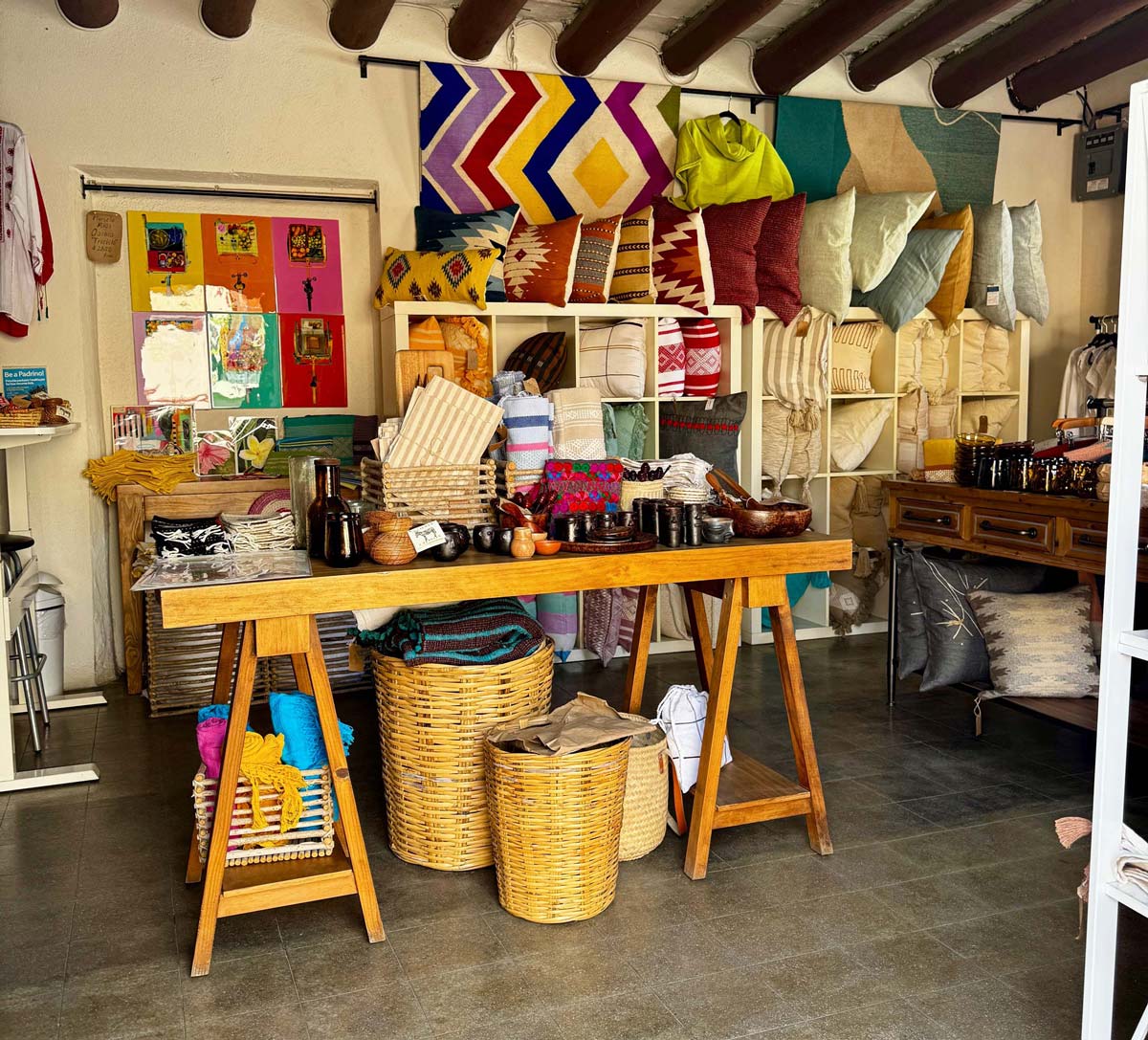 Handmade craft shops in Todos Santos, Mexico