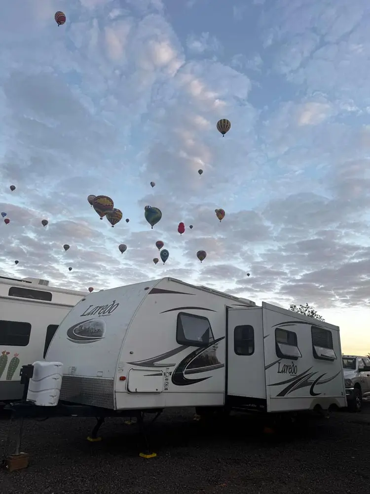 RV-at-balloon-fiesta