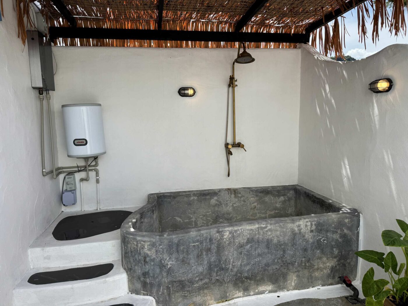 The outdoor shower at Santorini Hideaway